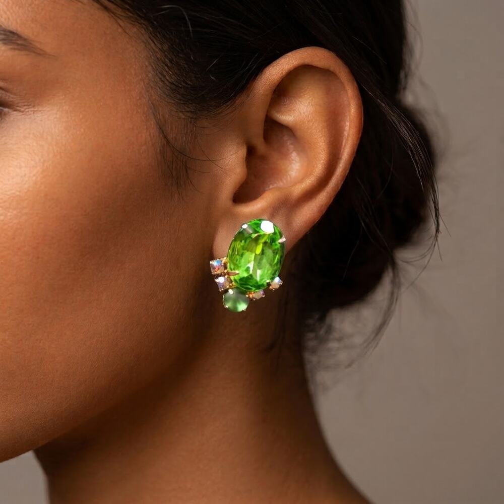 Vintage GARNE Green Crystal Clip-On Earrings Emerald Amber Gold Mid-Century Glam
